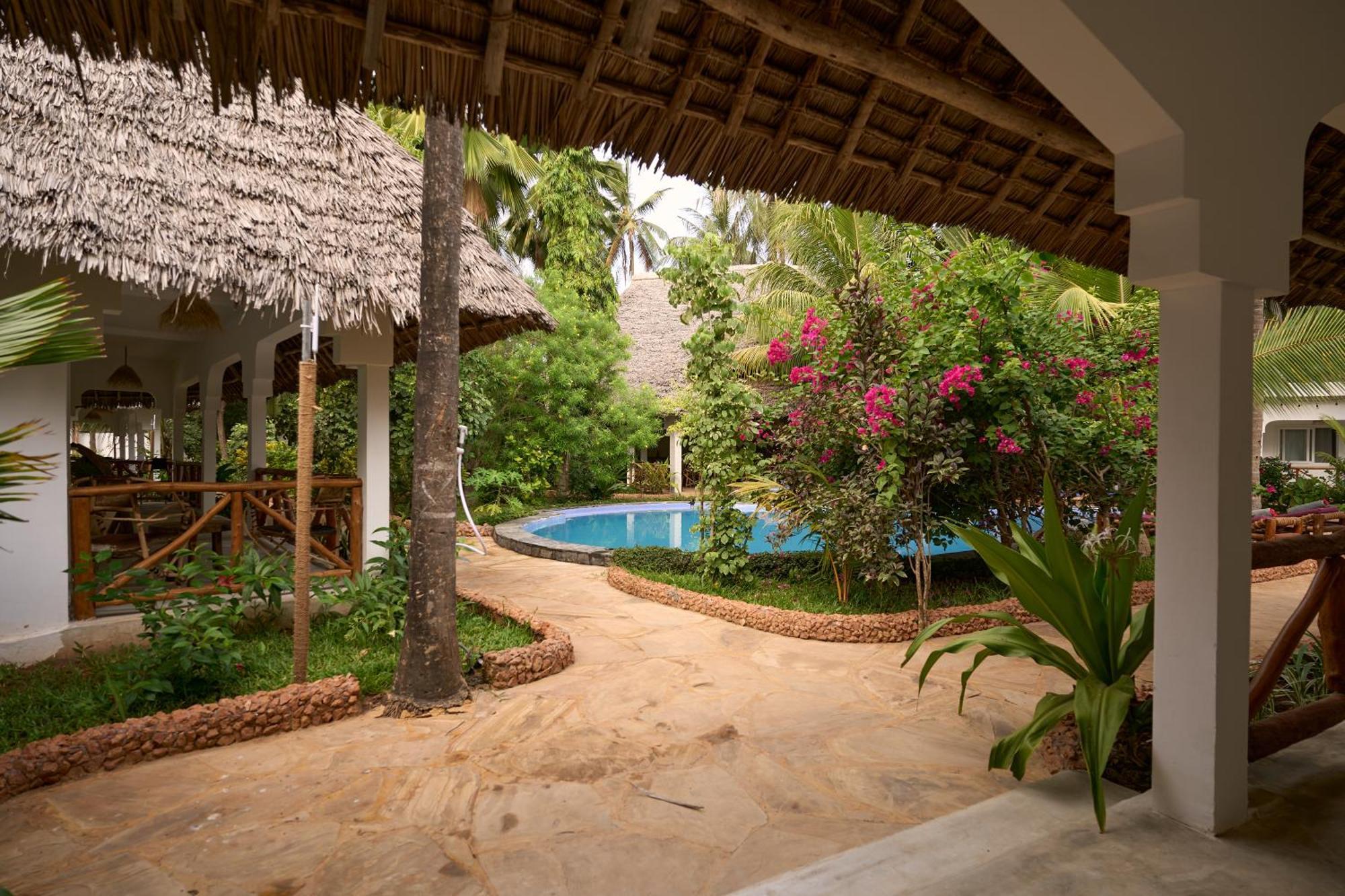 African Bungalows Nungwi Exterior foto